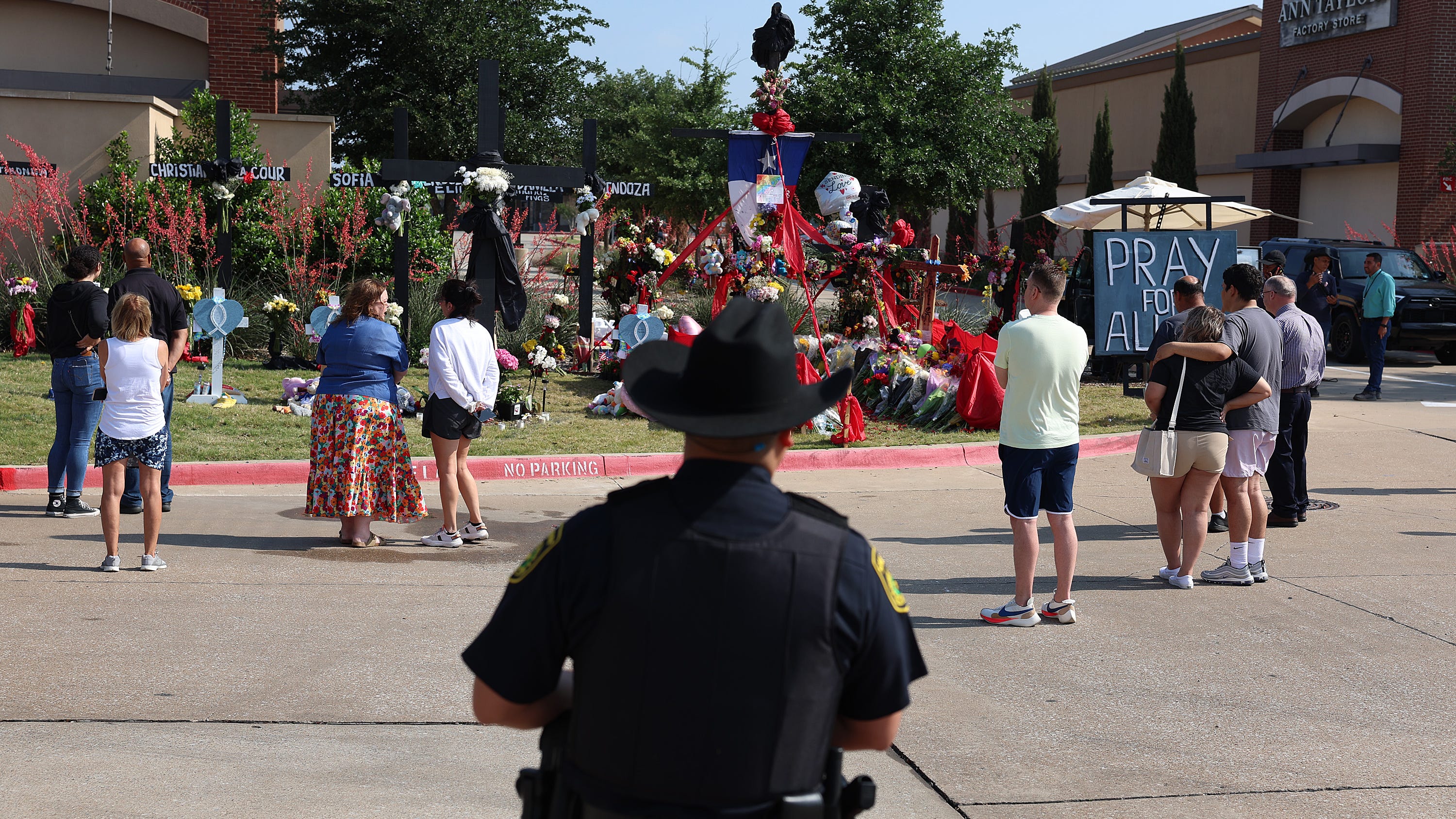 Allen police officer who killed mall shooter to be honored for heroics