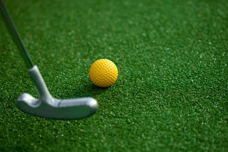 mini golf green