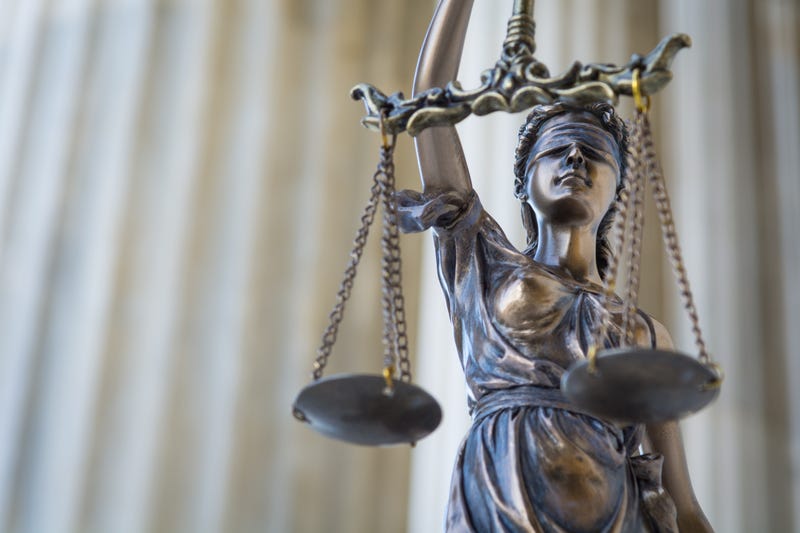 Lady justice bronze statue