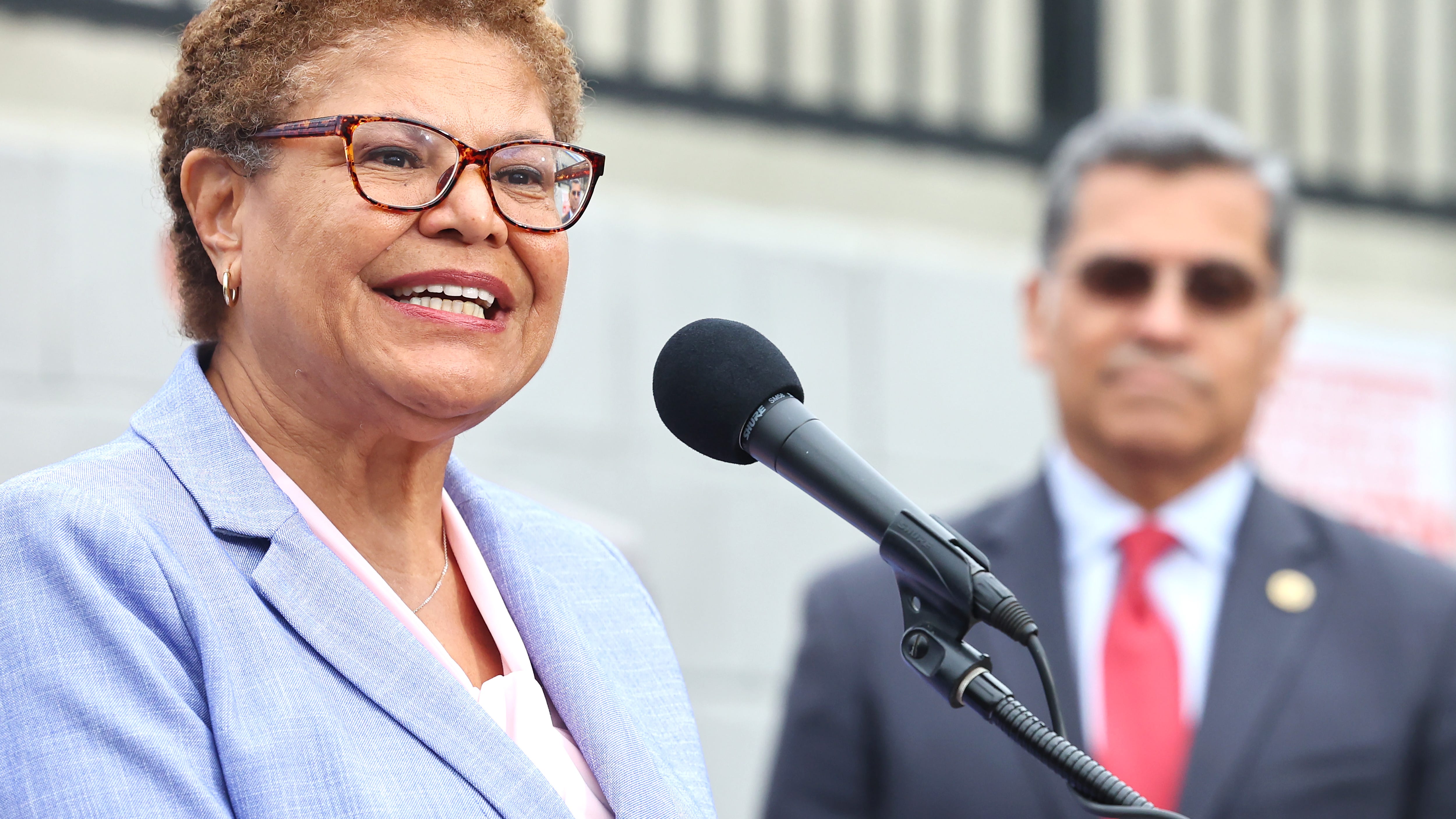 Mayor Bass announces federal agreement to speed up housing placement
