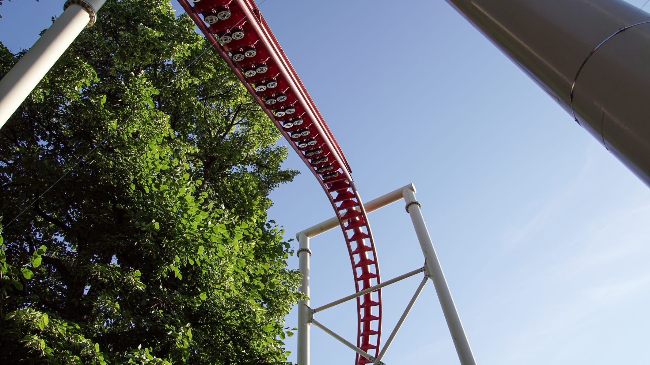 Passenger gets concussion when phone flies out on Maverick roller coaster