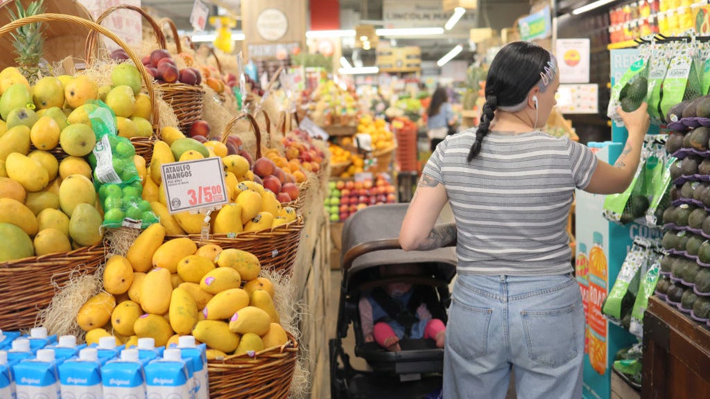 Americans name inflation as the country’s top issue, despite 11 consecutive months of slowing
