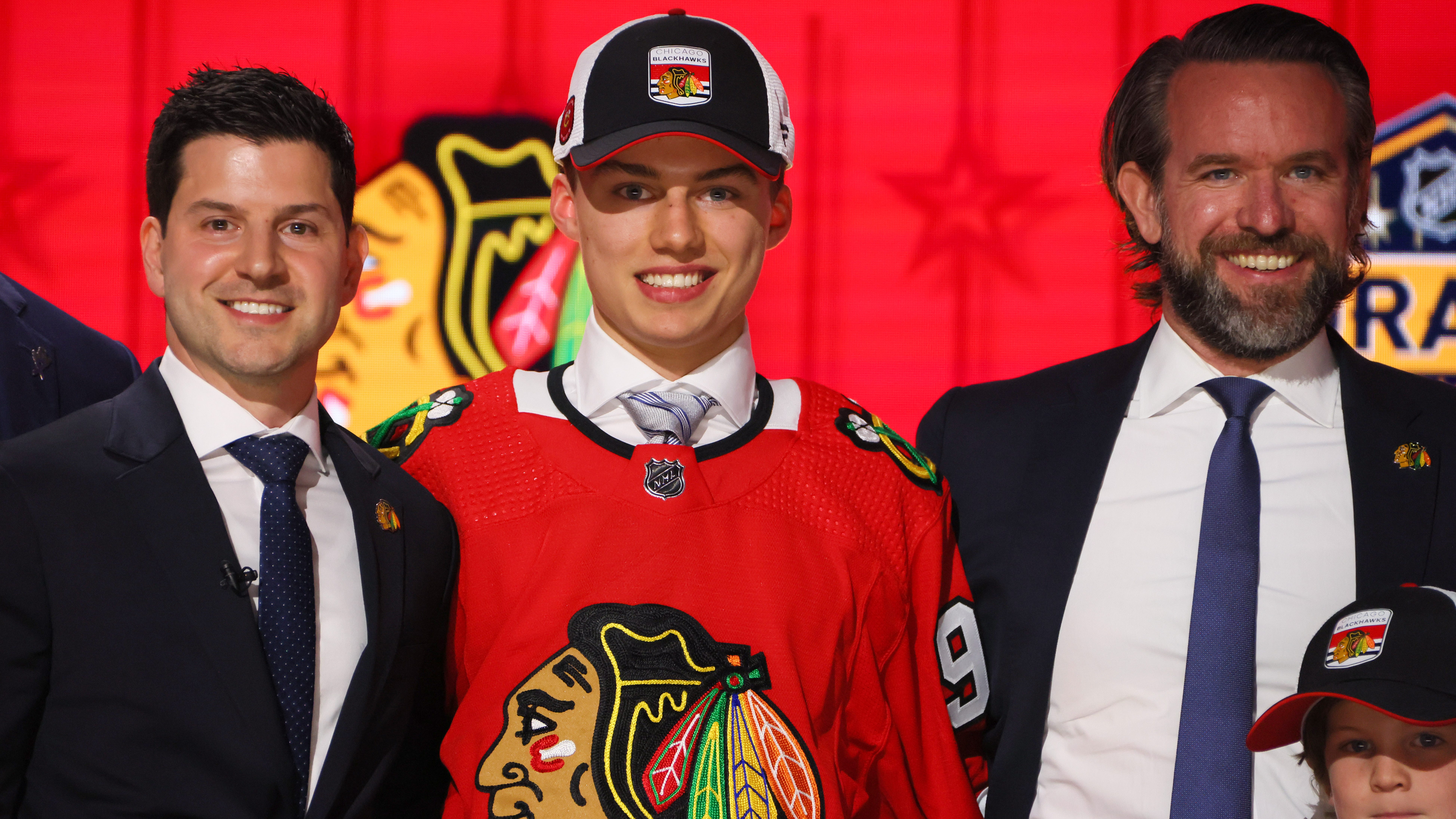 Blackhawks select star prospect Connor Bedard first overall in 2023 NHL Draft