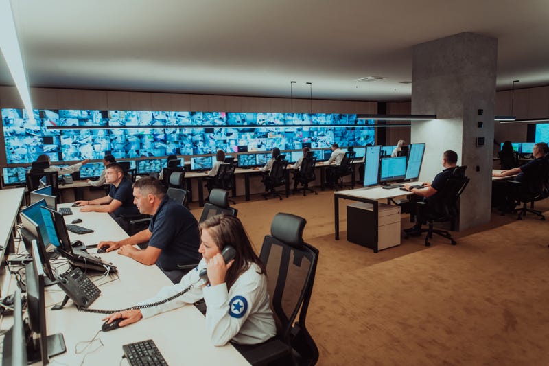 911 calling center