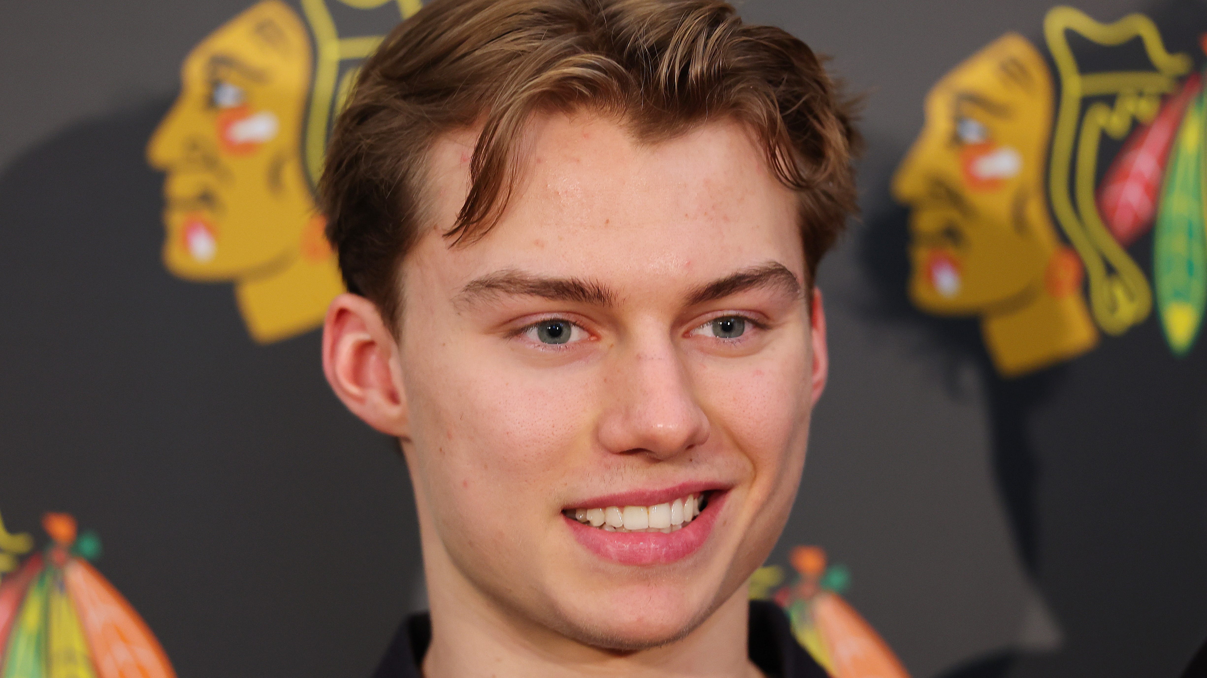 Blackhawks reach deal with No. 1 overall pick Connor Bedard