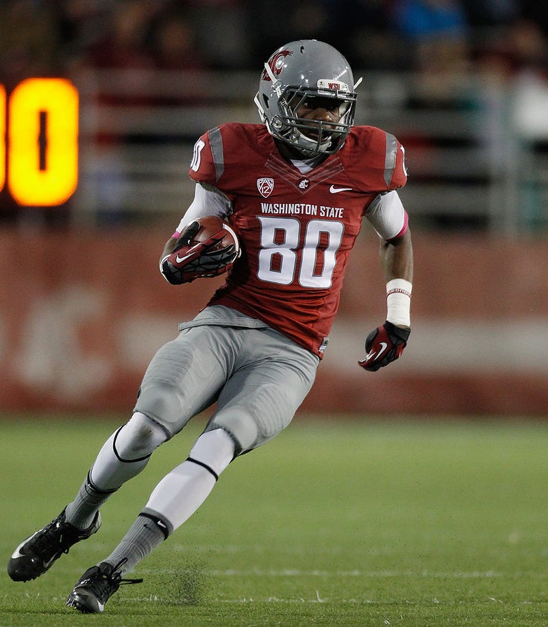 Dominique Williams #80 of the Washington State Cougars carries the ball during the game against the California Golden Bears at Martin Stadium on October 13, 2012 in Pullman, Washington.