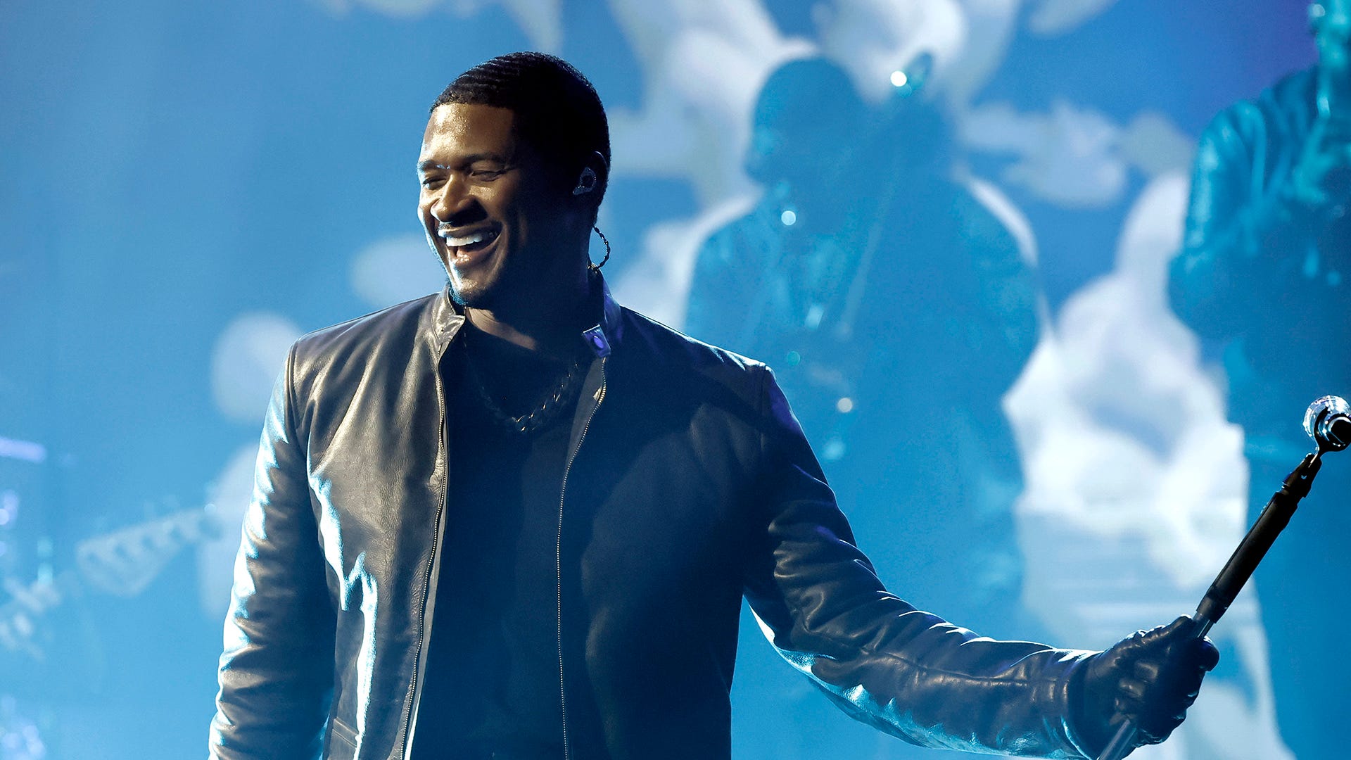 What to expect from Usher's Super Bowl Halftime Show? The 'Billboard' experts weigh in