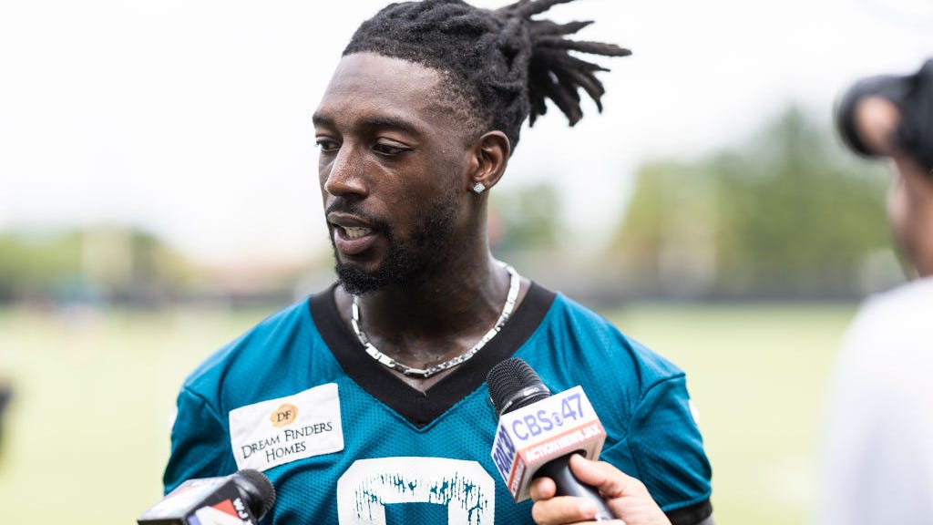 Latest on Calvin Ridley: Patriots 'feel like they're in it' for free agent wide receiver