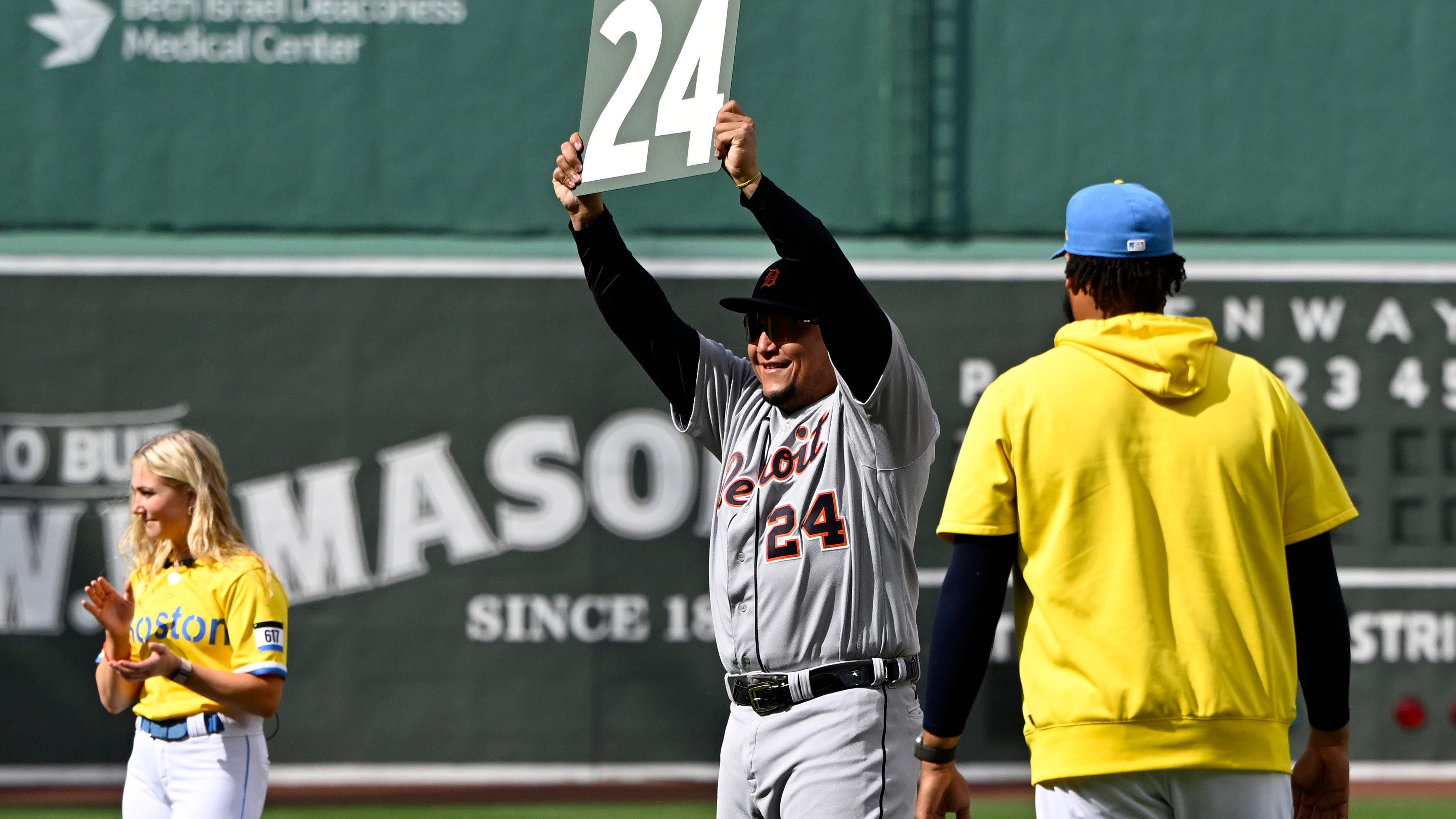 Red Sox honor Cabrera with No. 24 placard from Green Monster during his final trip to Fenway Park