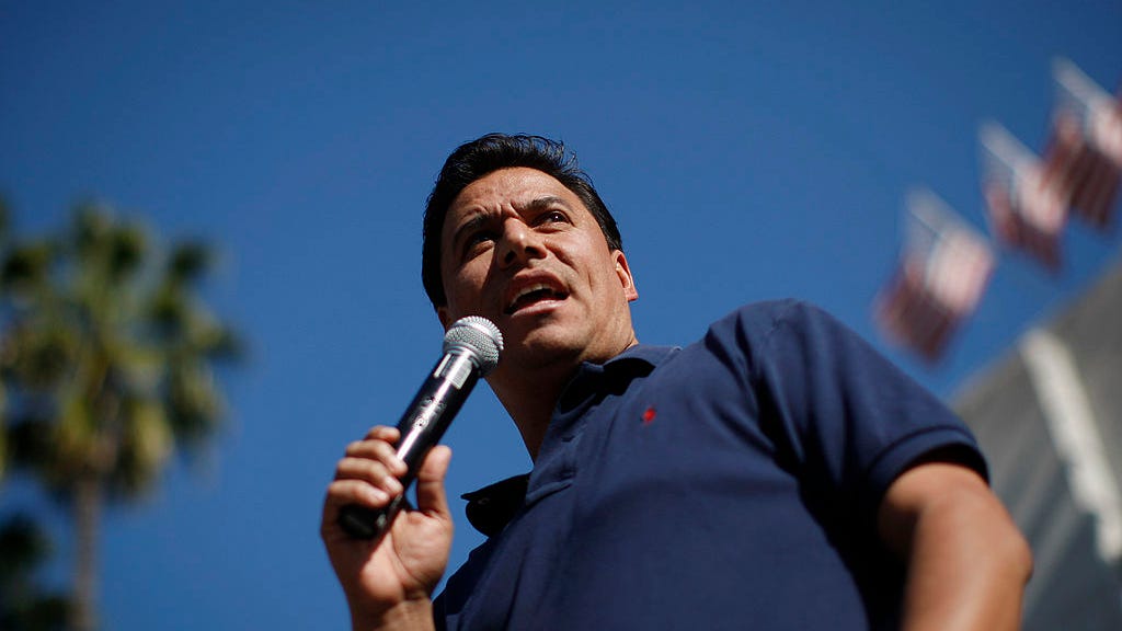 José Huizar pleads guilty to racketeering, tax evasion