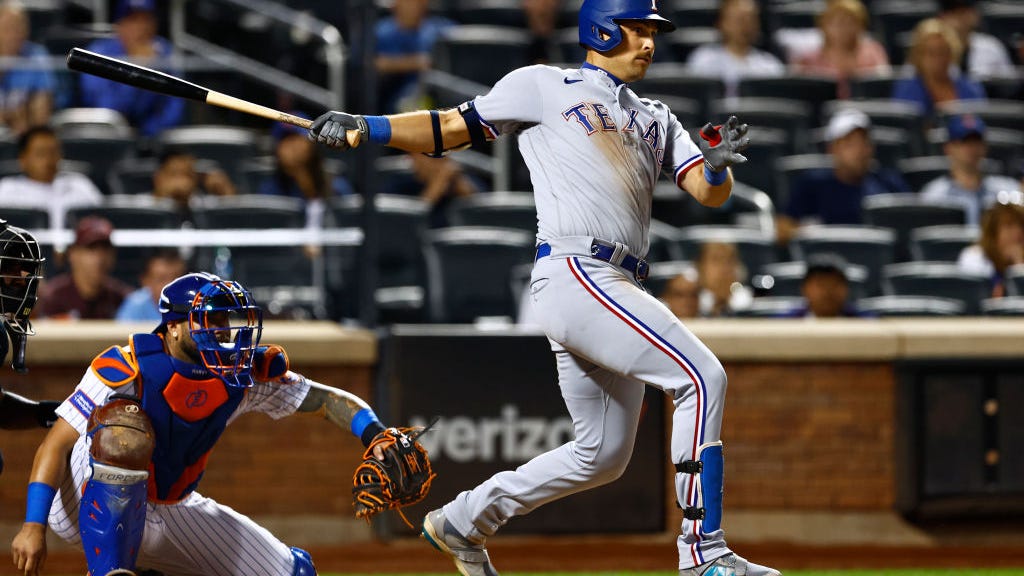 "A win is a win": Rangers strike late for clutch W vs. Mets