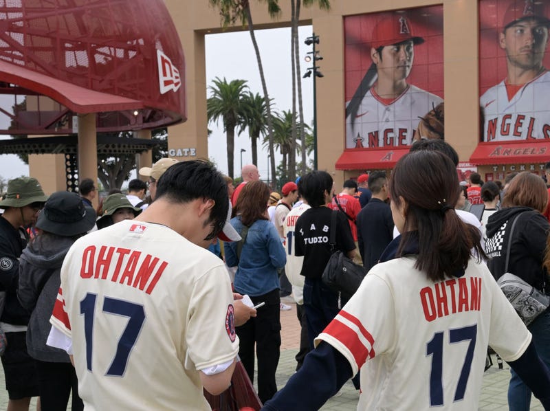 Shohei Ohtani, Los Angeles Dodgers, Sports Huddle, Pete Najarian, Dave Schwartz