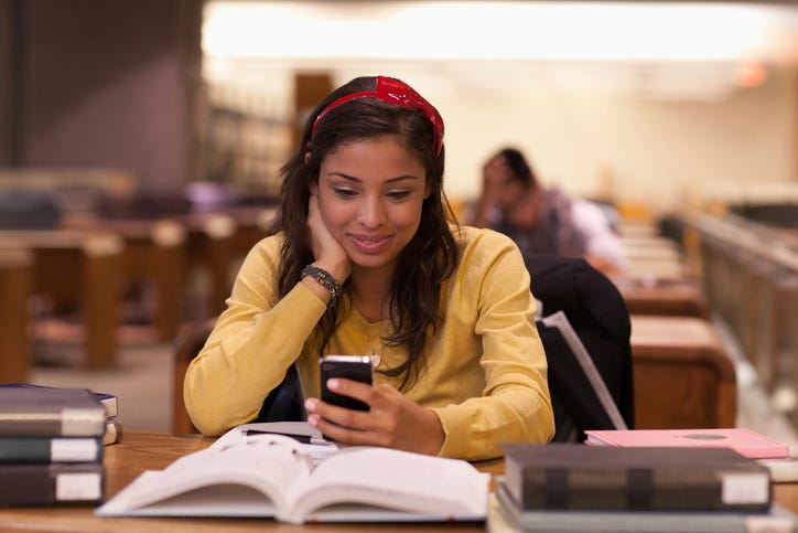 reading on the phone