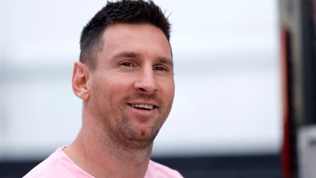 Messi reconoce que París no resultó como esperaba y valora Miami