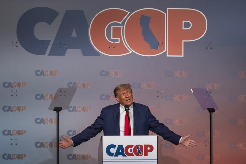 trump onstage at gop convention