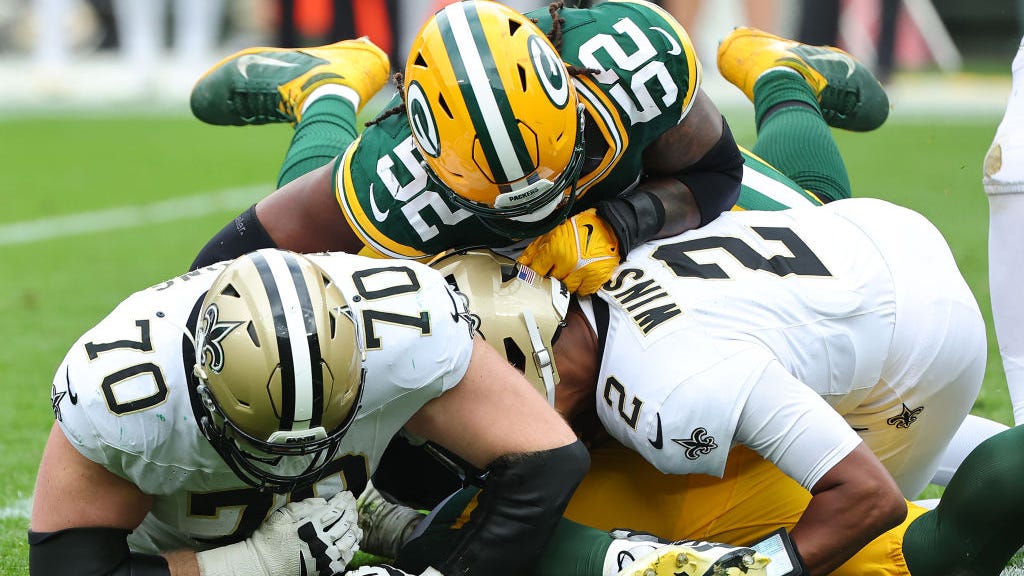 3 up, 3 down from Saints collapse vs Packers: Pass protection getting dangerous