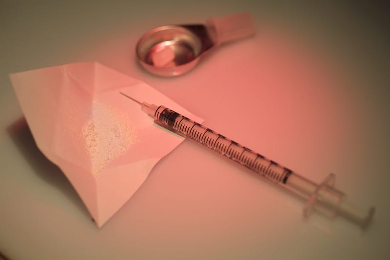 Heroin and needle