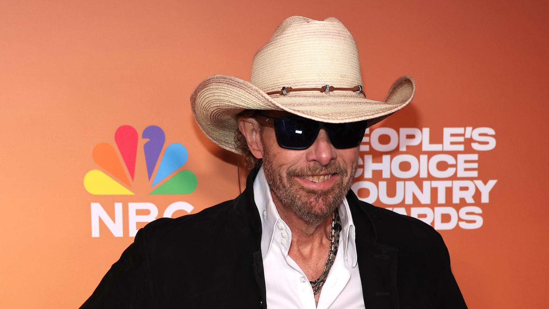 Toby Keith steals the show with heartfelt performance at first annual ‘People’s Choice Country Awards’