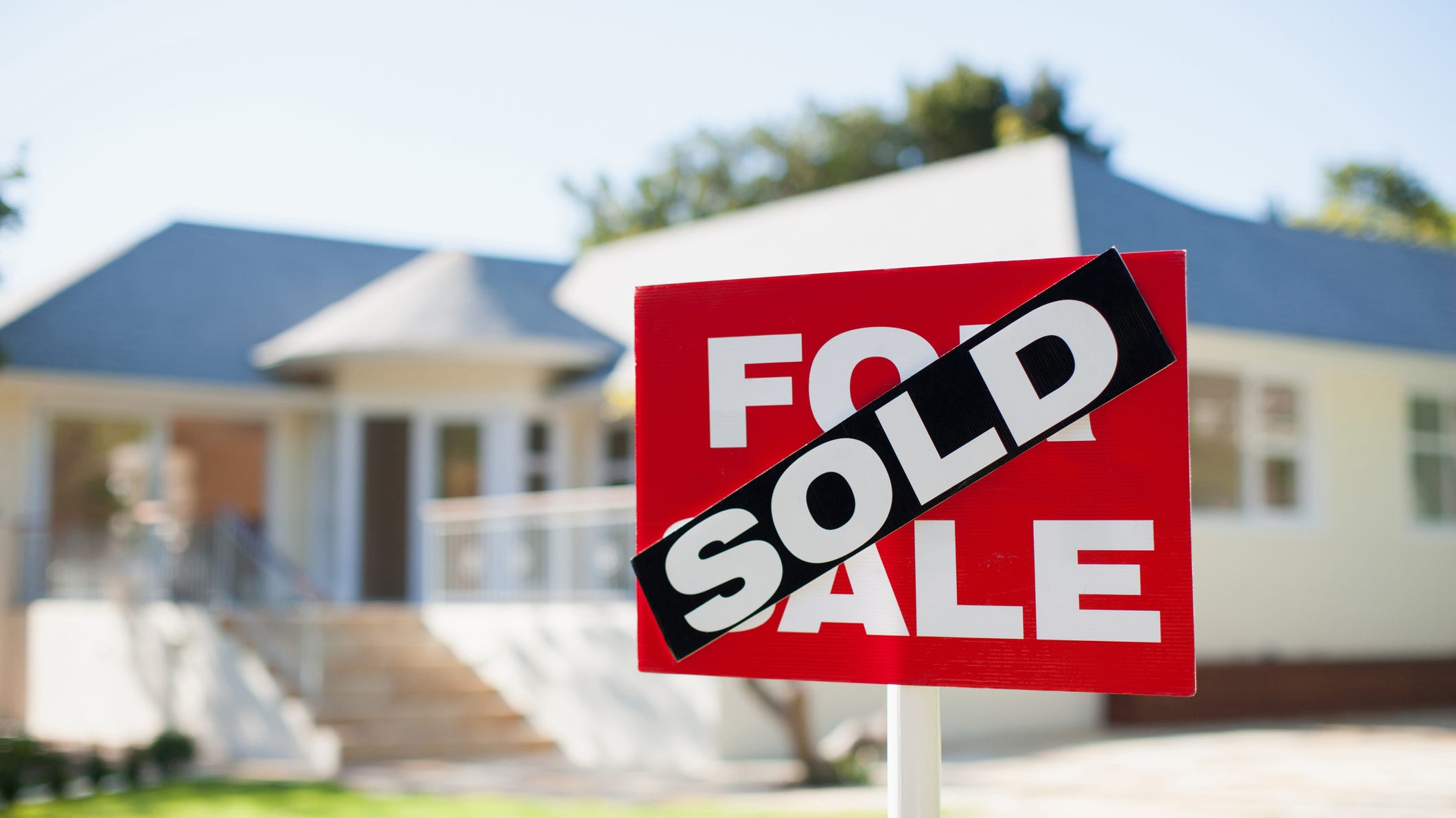 Pandemic homebuying pushed O.C. median home prices into million-dollar range