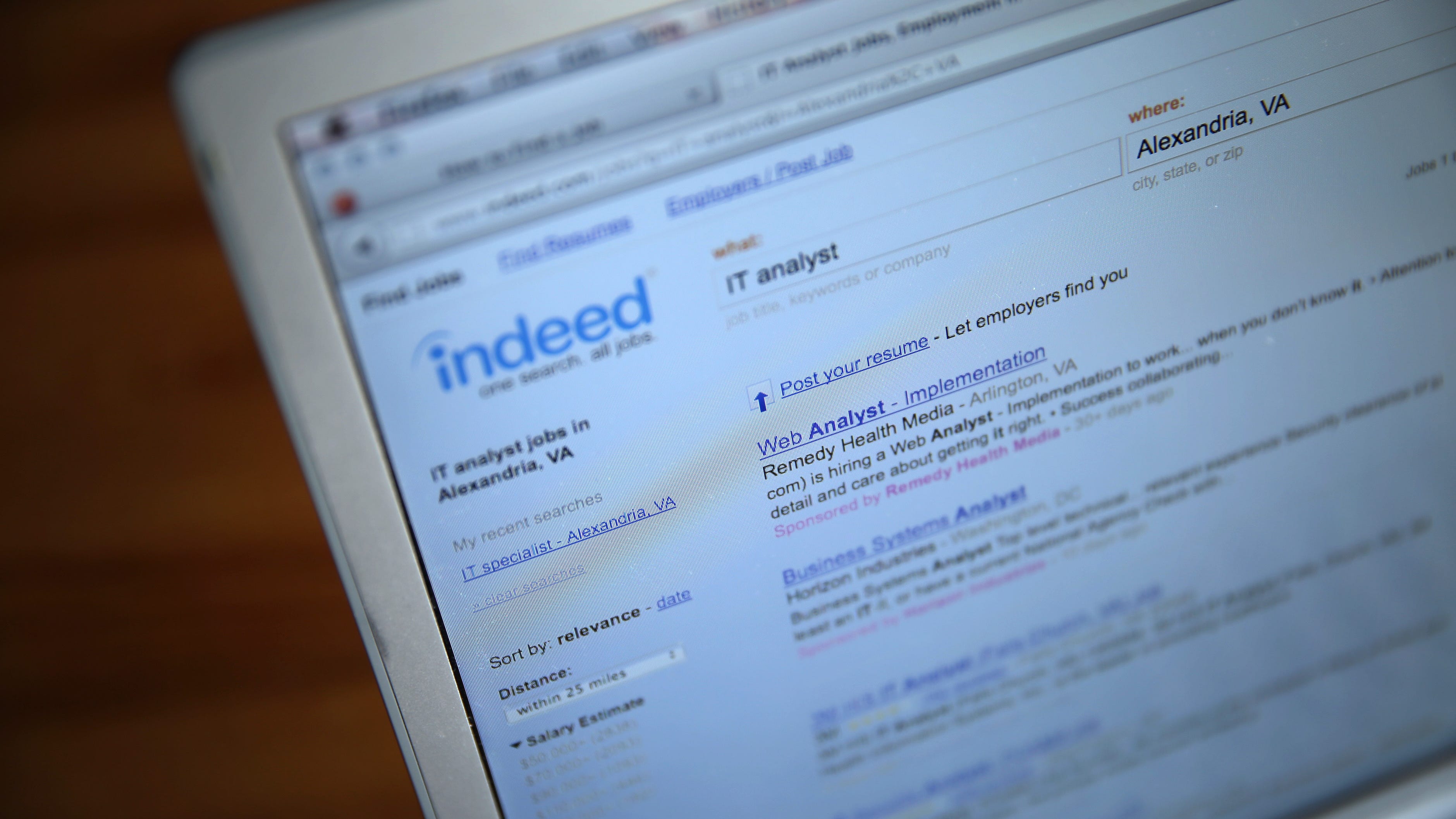 New laws will require employers to disclose salary range on job listings