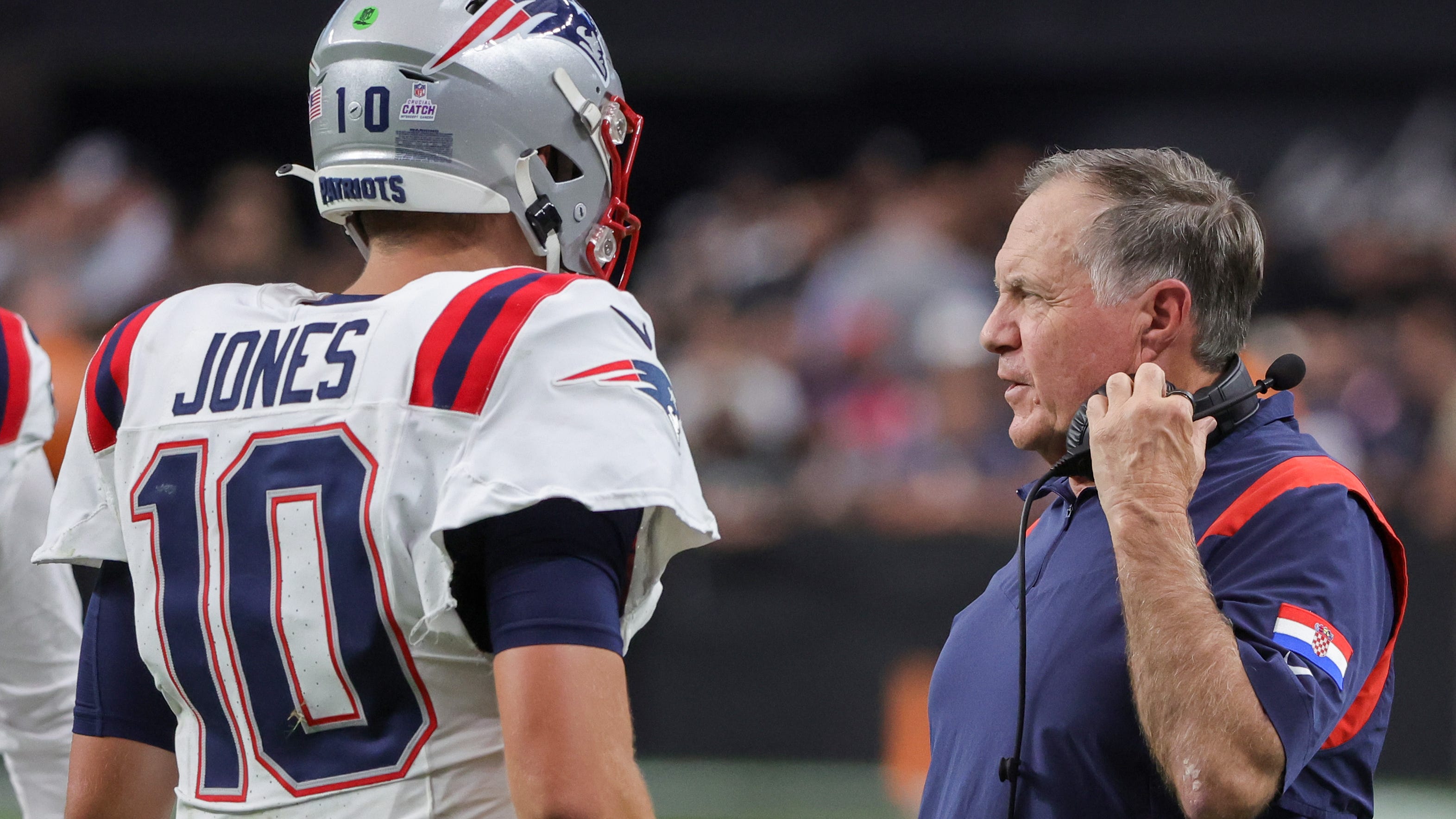 Mac Jones weighs in on 'legendary' coach Bill Belichick, Patriots parting ways
