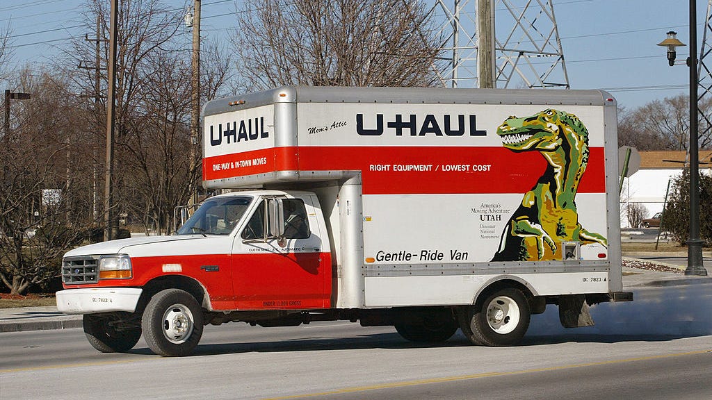 Family pleads for return of late son’s ashes after their U-Haul was stolen