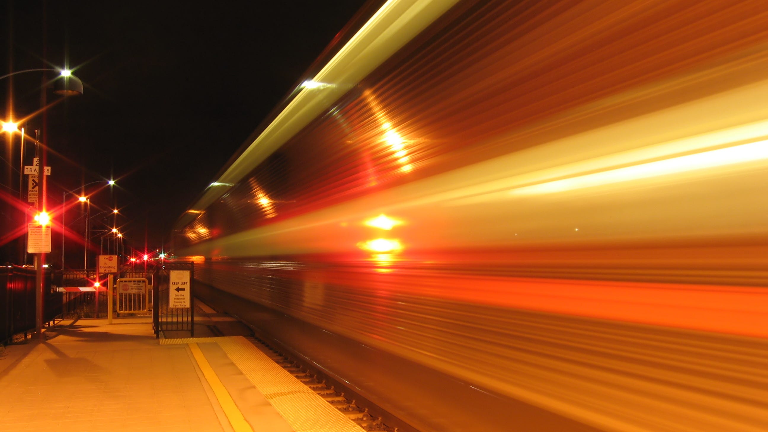 Caltrain fatally strikes pedestrian in Menlo Park
