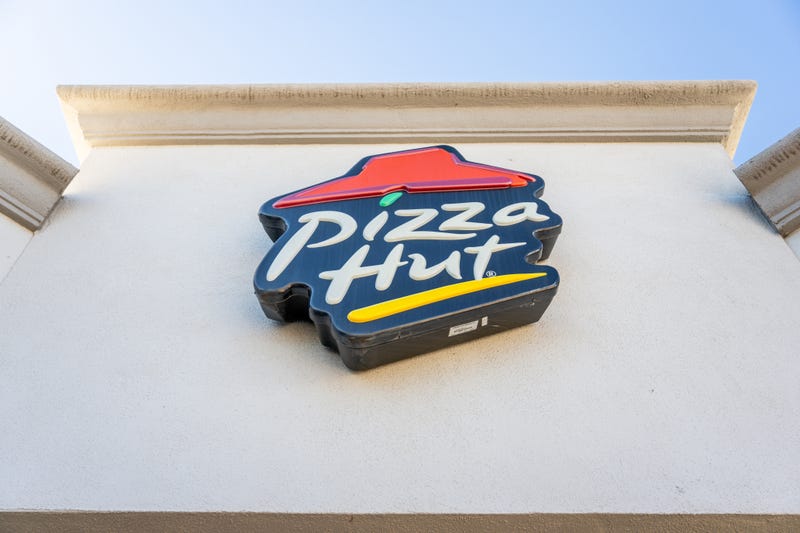 Pizza Hut to Lay Off 1,000s of Delivery Drivers in 2024