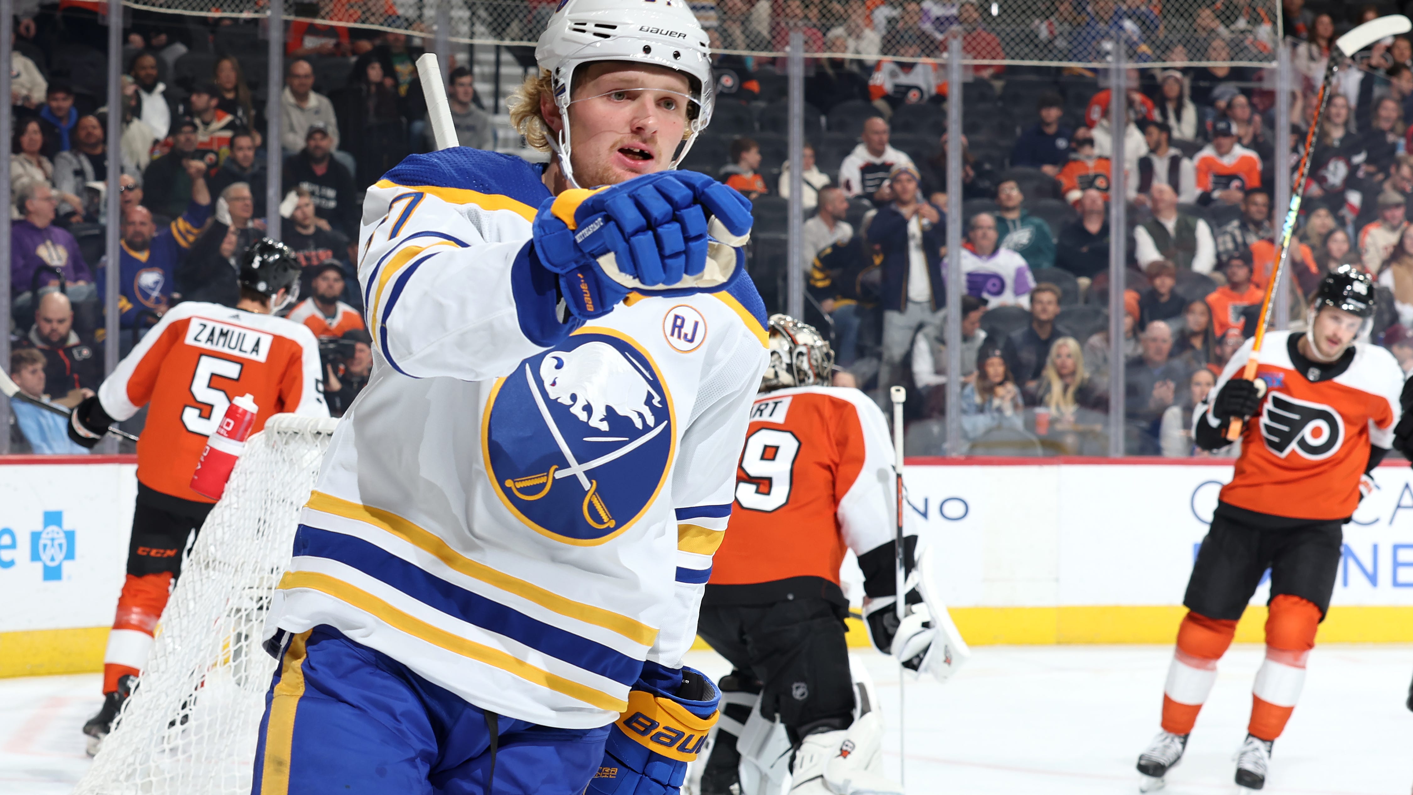 LISTEN: Adams expects to work toward new contract for Casey Mittelstadt