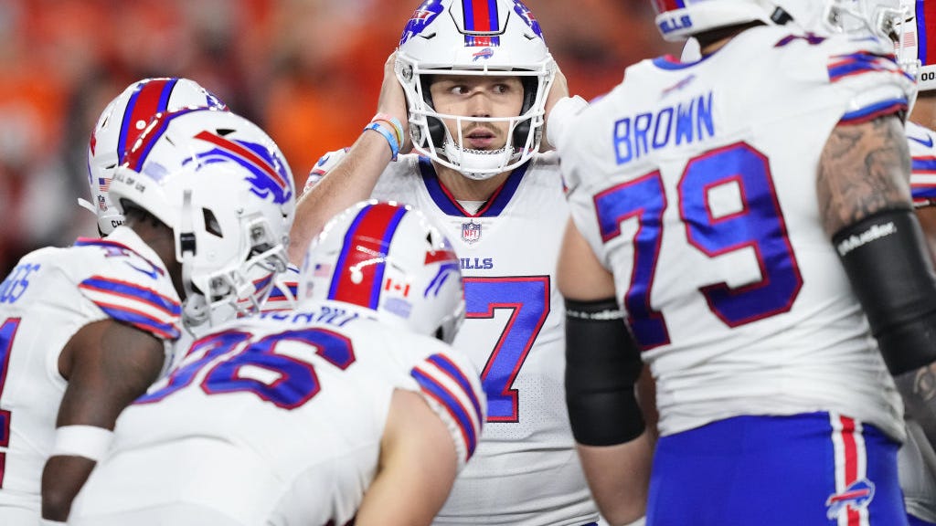 Slumping Bills seek spark as they prepare to host rested Broncos