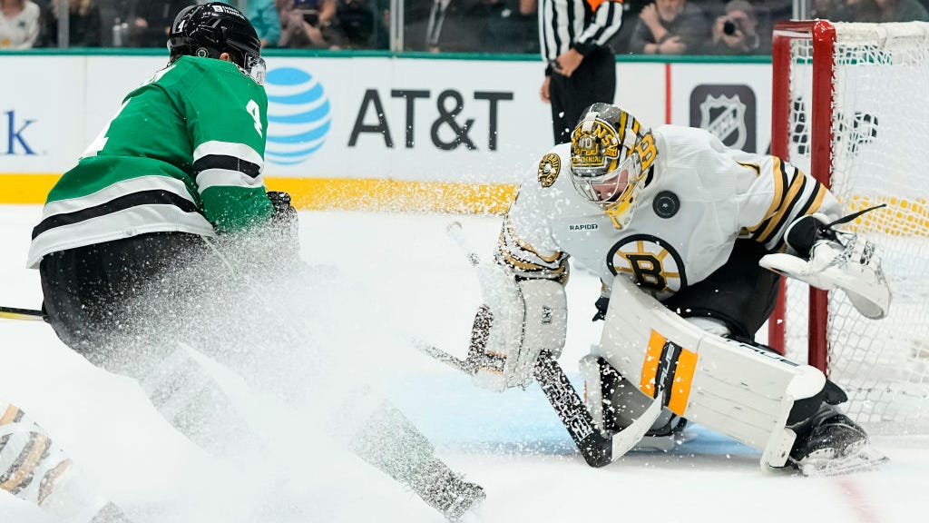 Jeremy Swayman may be launching his own Vezina campaign