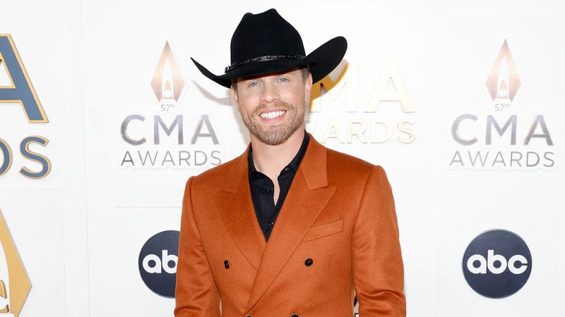 Dustin Lynch