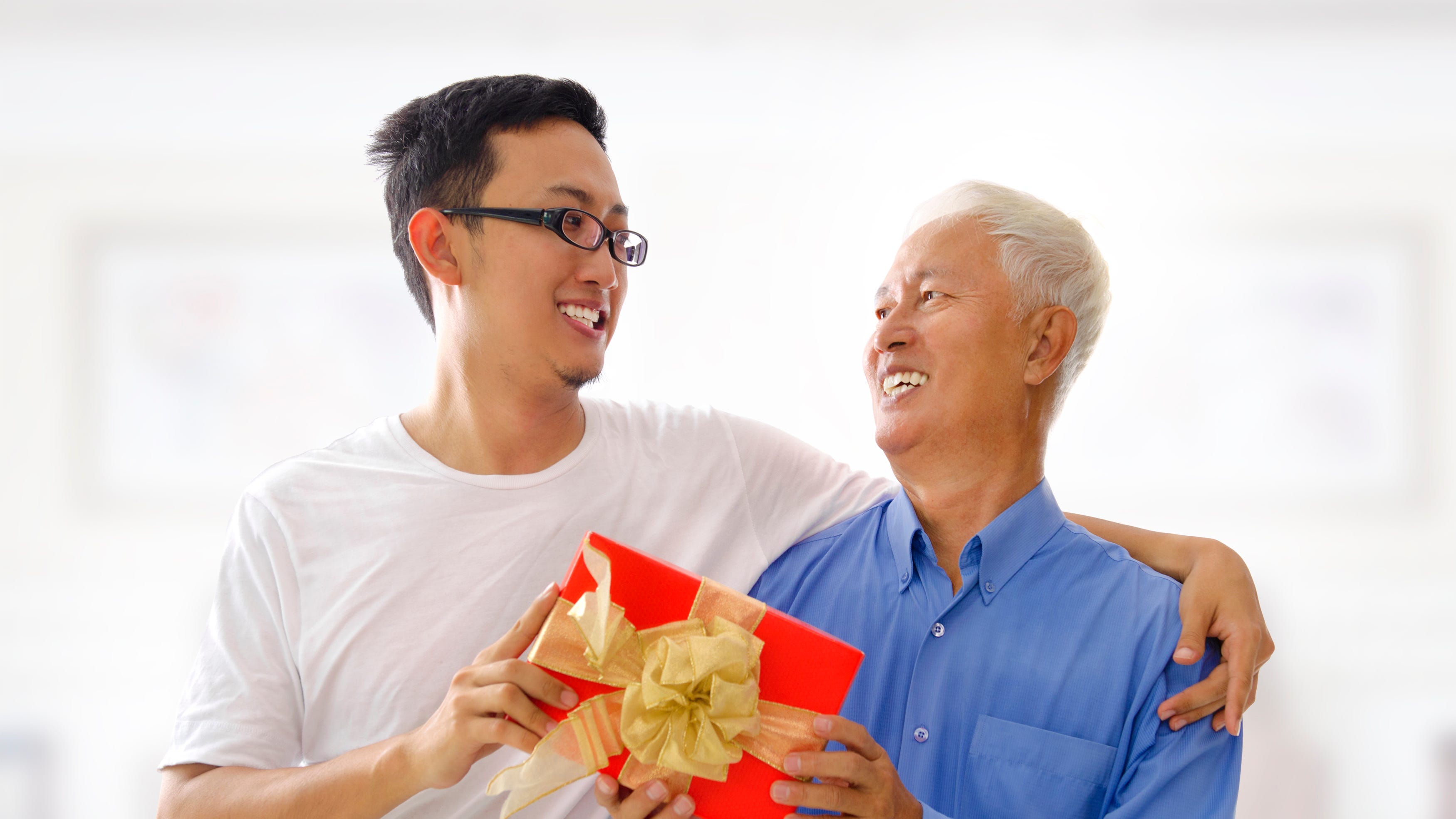 The ultimate Father's Day gift guide — 16 items that dad will love