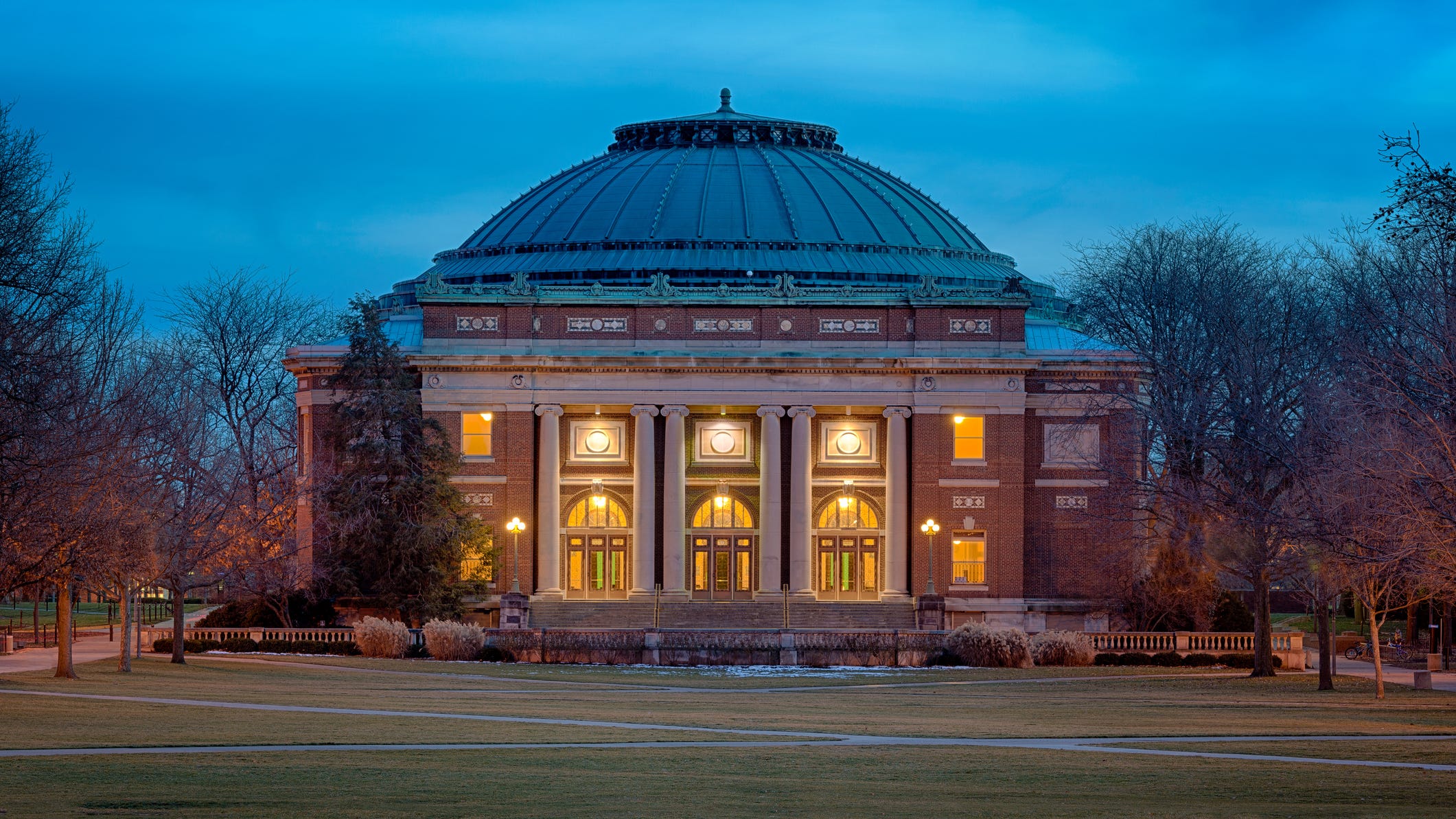 University says if you travel over fall break, don't come back this year