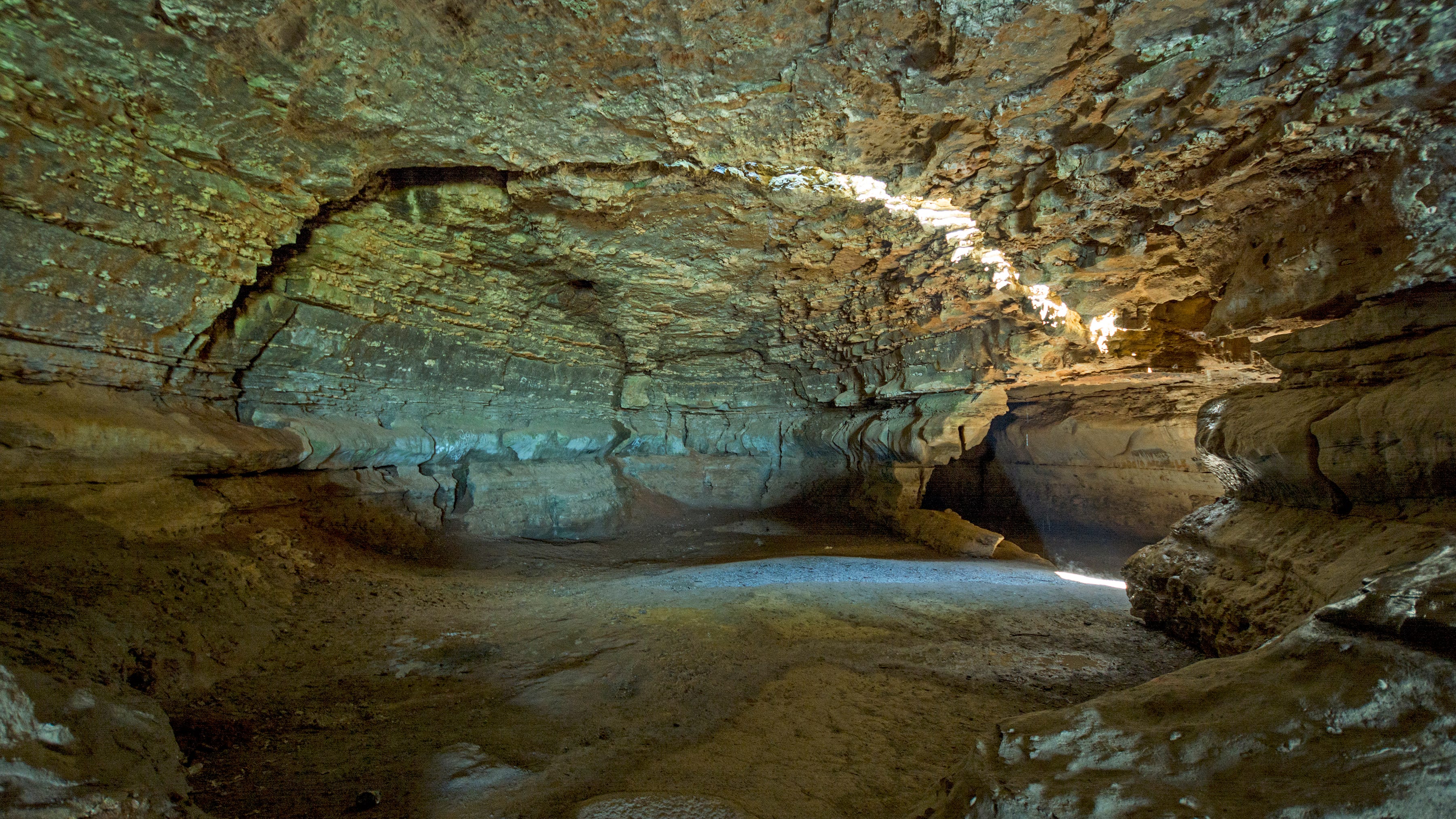 Illinois Caverns to reopen for first time in 10 years