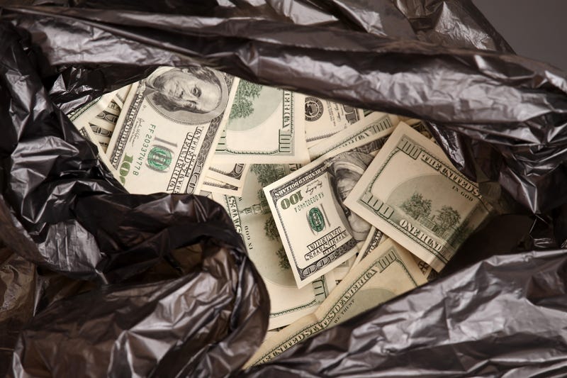 A Detroit man was arrested and arraigned this week on charges stemming from a January bank robbery in Dearborn where he allegedly demanded money and threatened to detonate a bomb.