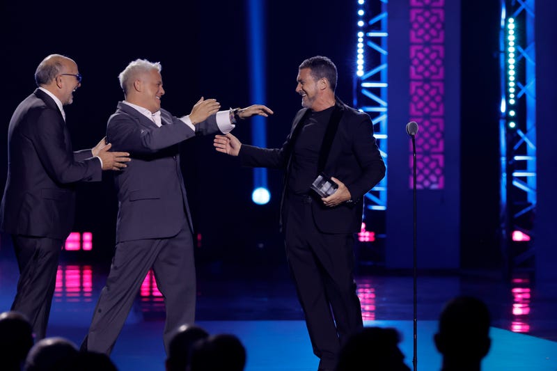 Alejandro Sanz Antonio Banderas Latin Grammy