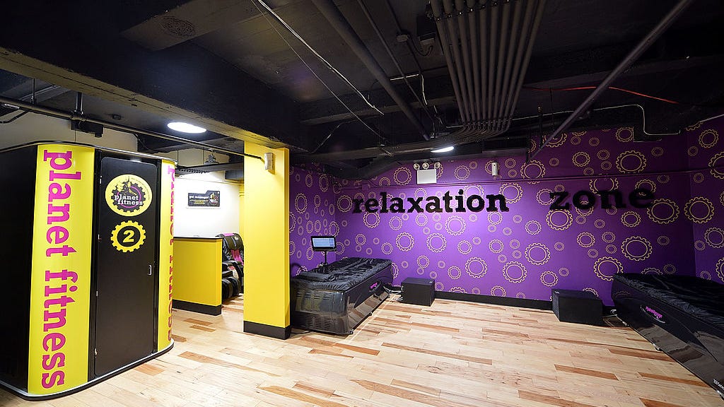 Metro Detroit woman says man filmed her undressing at Planet Fitness