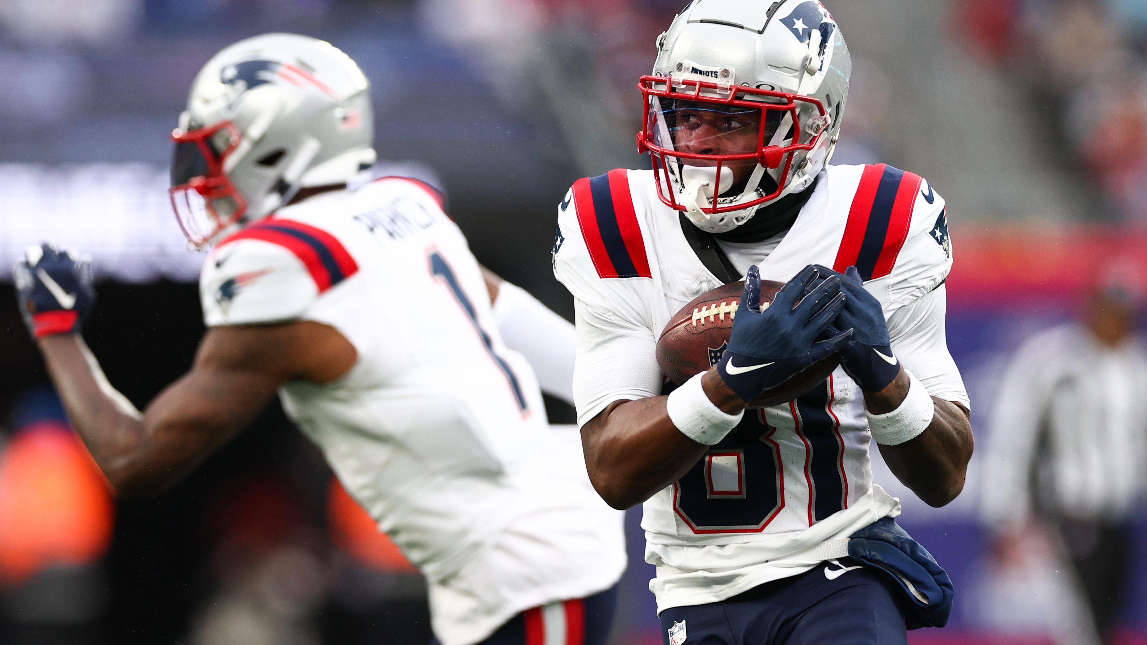 Patriots Practice Report: Demario 'Pop' Douglas clears concussion protocol