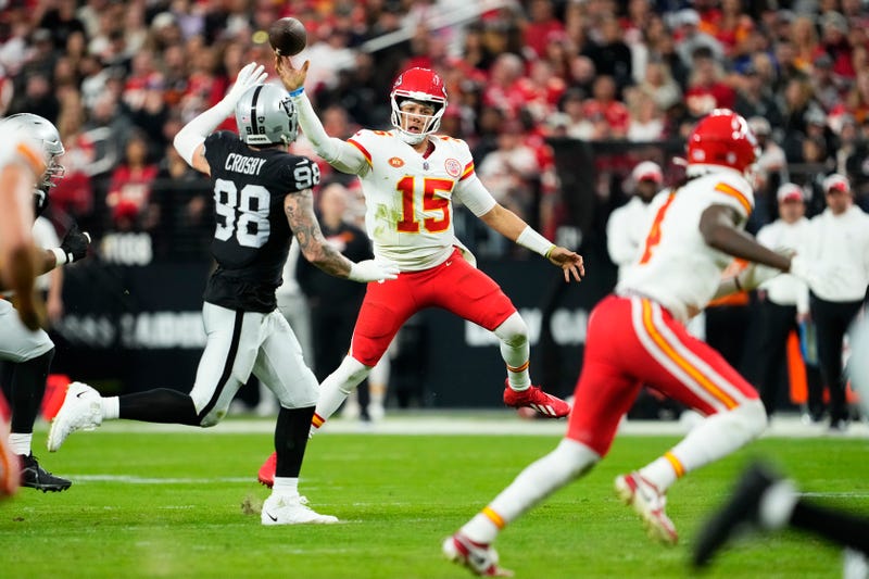 The Raiders are looking to halt a six-game losing streak vs division rival K.C. Chiefs when they meet on Christmas Day.