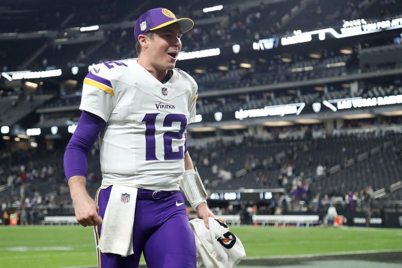 Nick Mullens, Minnesota Vikings, Josh Dobbs