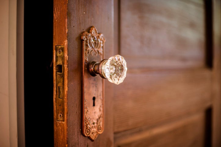 closet door