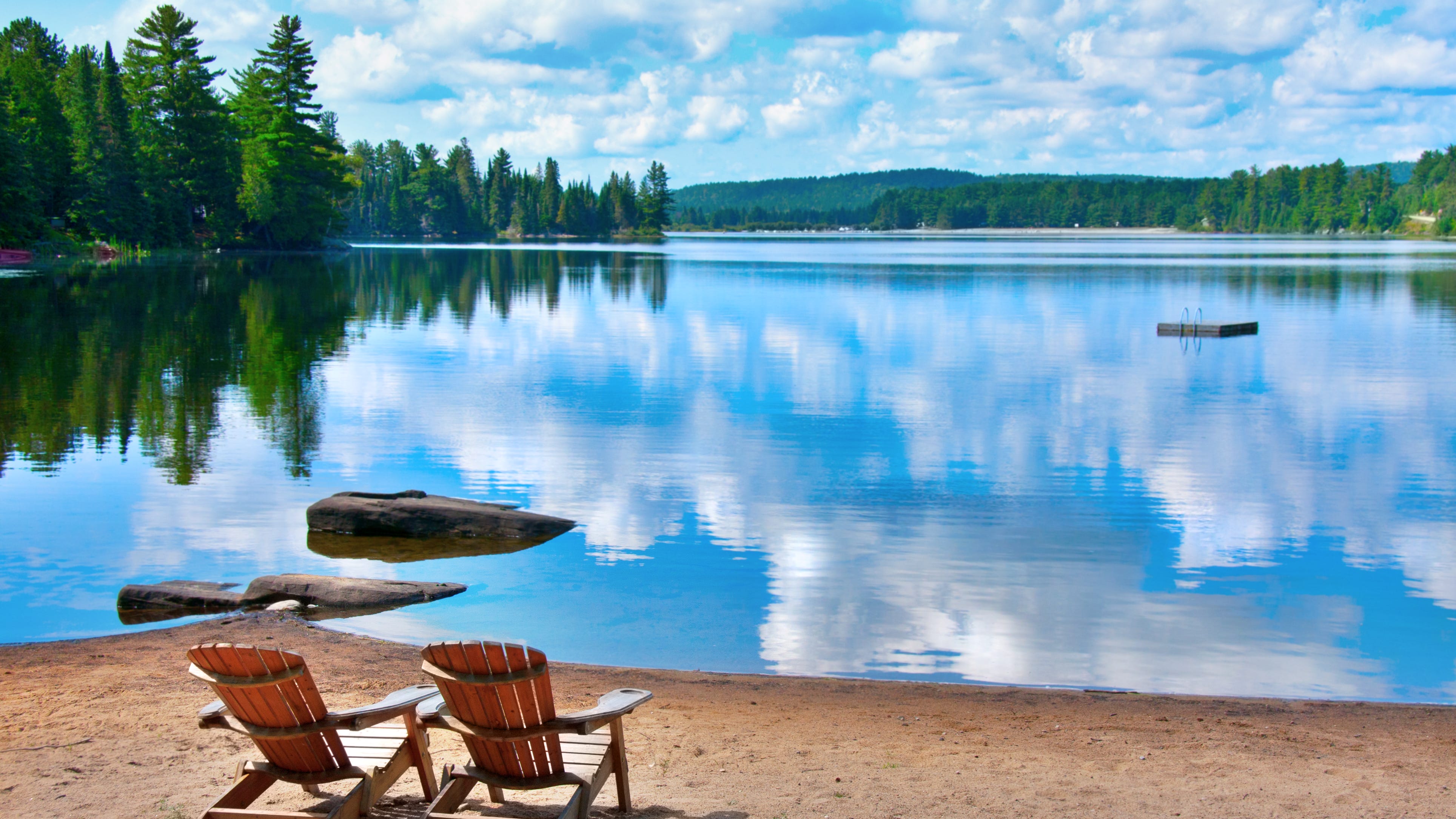Eleven Michigan beaches closed, under Contamination Advisories Labor Day weekend