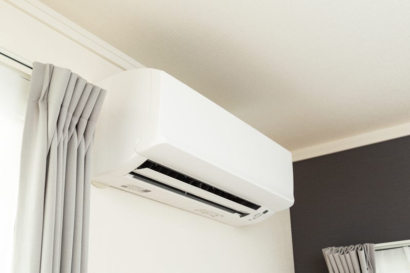 AC