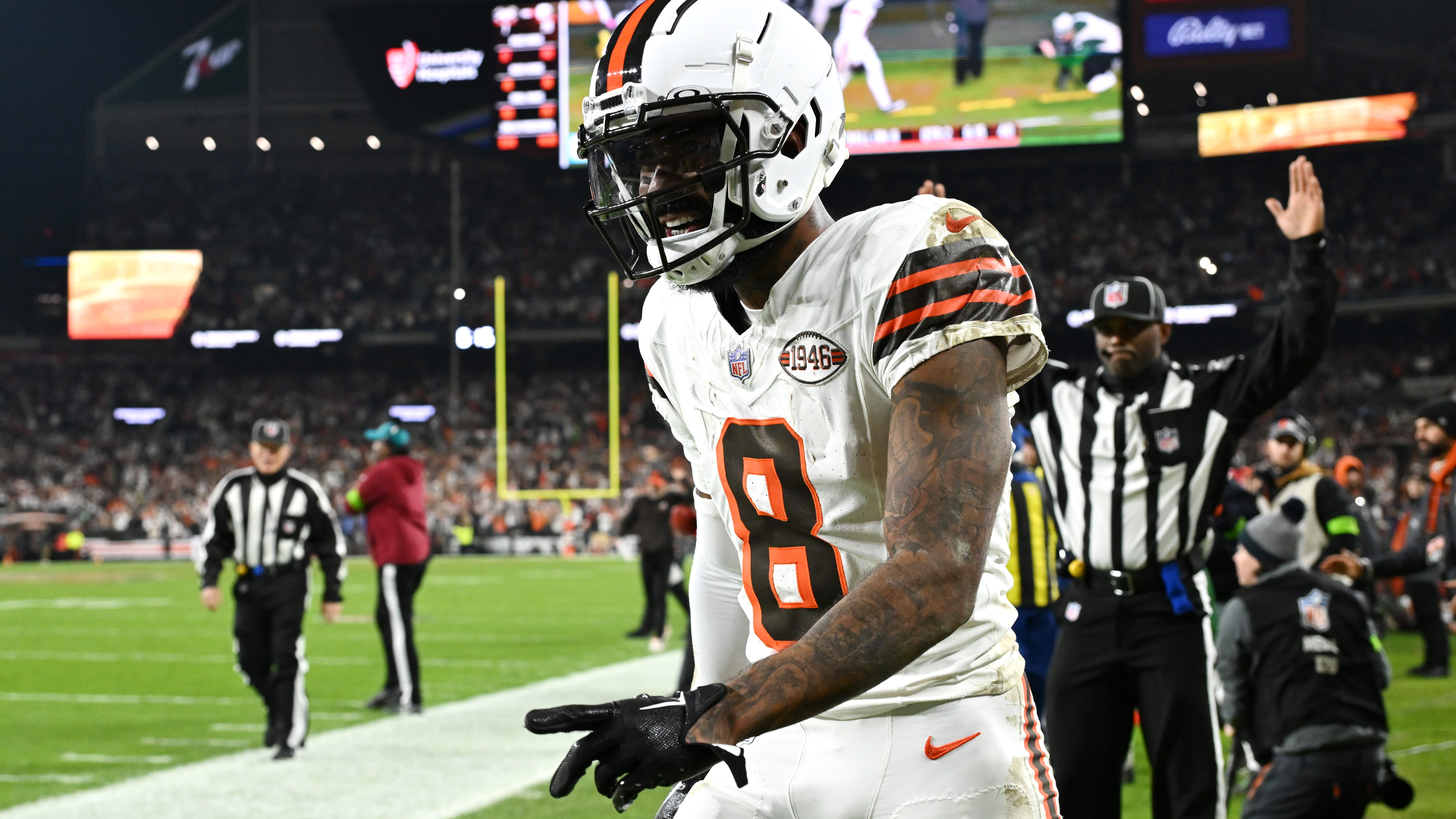Bills sign wide receiver Elijah Moore to one-year deal