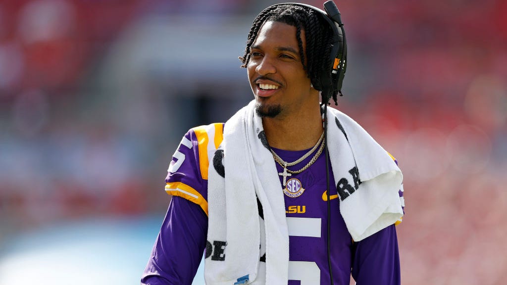 Patriots to attend LSU Pro Day, set for ‘lengthy’ meeting with QB Jayden Daniels