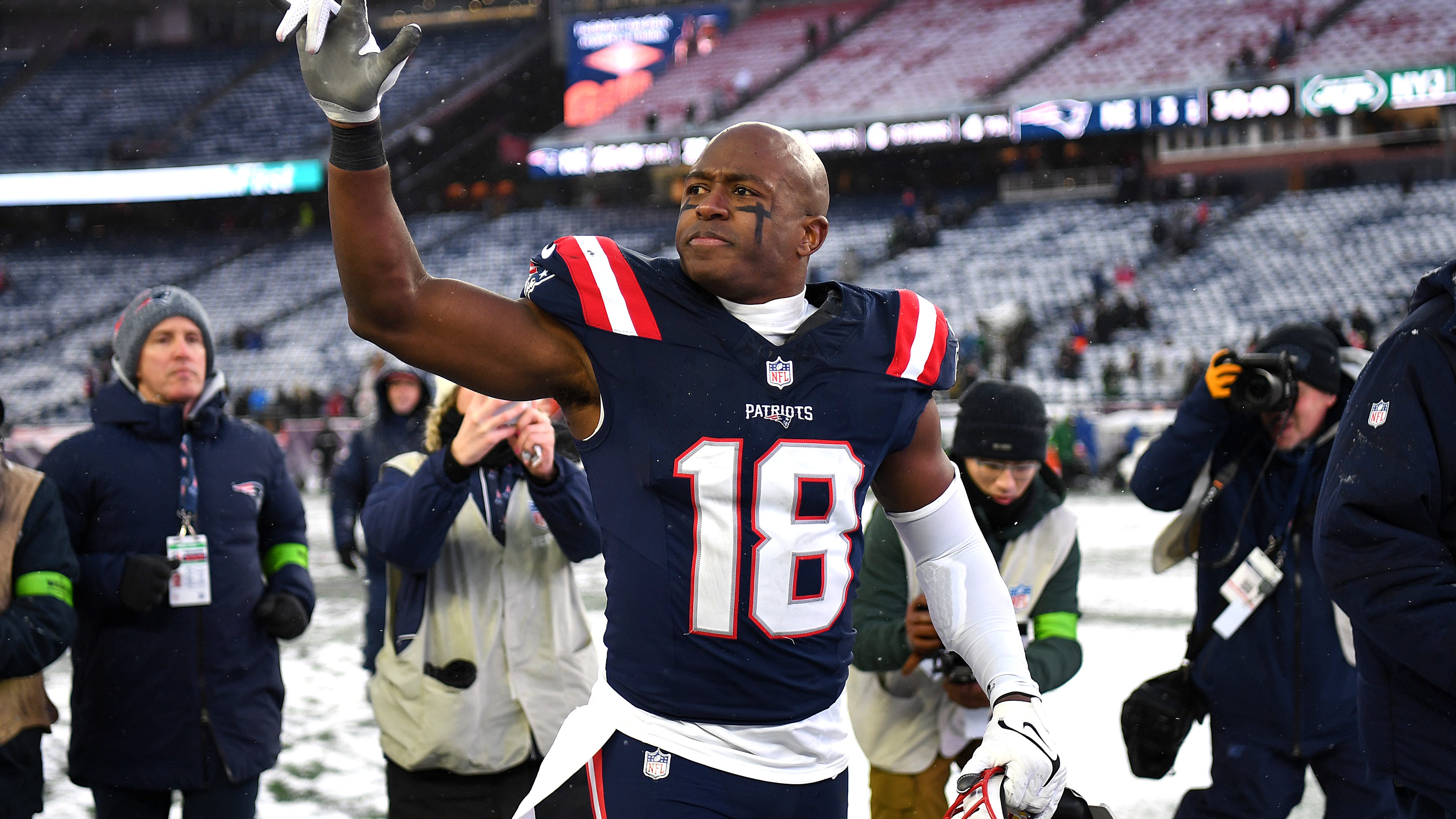 Matthew Slater speaks on potential retirement, thanks teammates following Patriots season finale