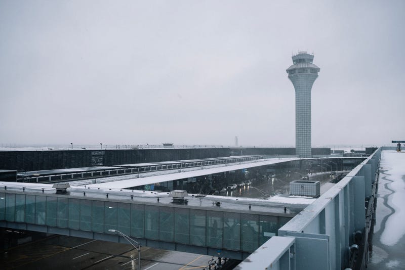 airport snow
