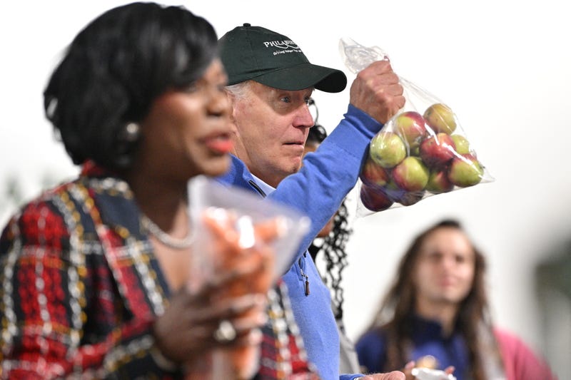 President Joe Biden and Mayor Cherelle Parker at Philabundance on Martin Luther King Jr. Day