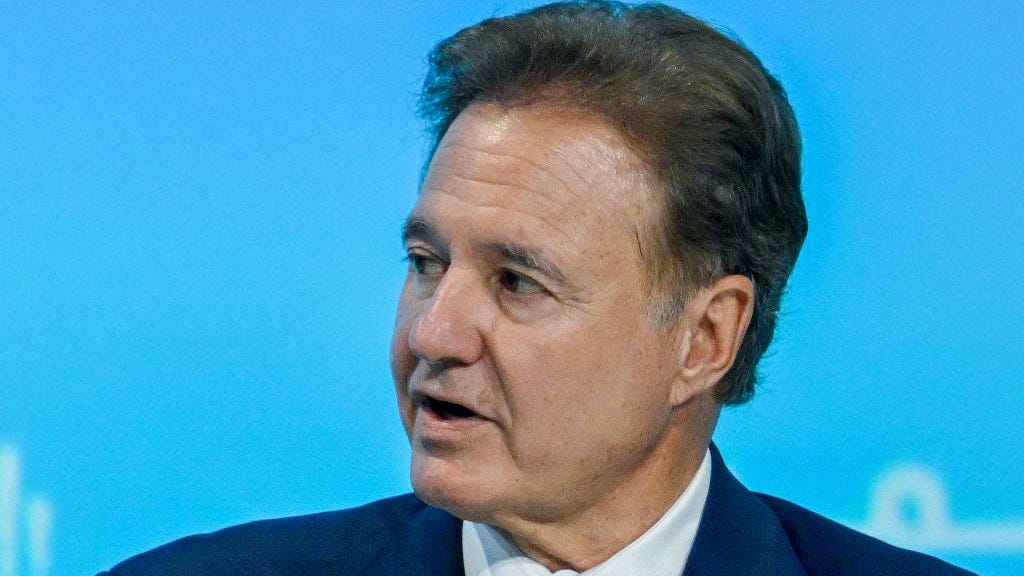 Could Steve Pagliuca's Celtics ownership bid succeed?